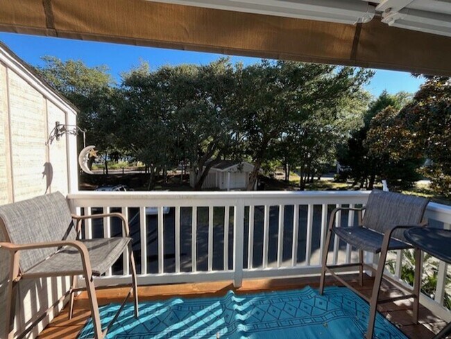 Building Photo - 1200 St Joseph St