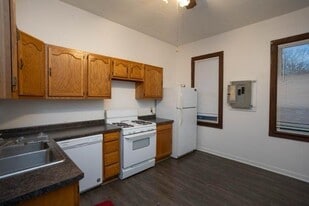 Building Photo - 1507 Michigan Ave