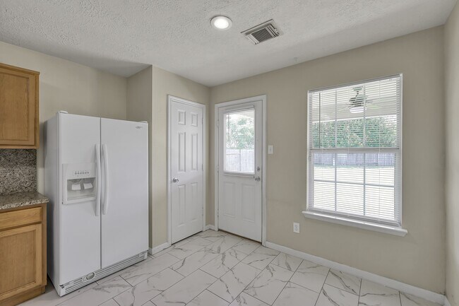 Building Photo - 3626 Garrison Run Dr