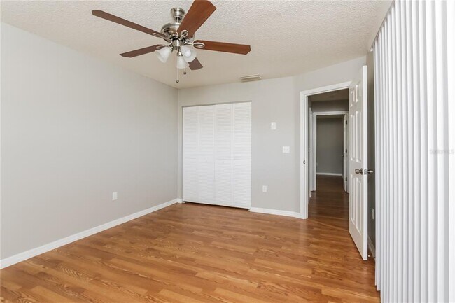 Building Photo - 5801 Pauma Pl