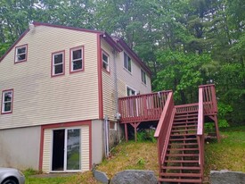 Building Photo - 856 Rockland Rd