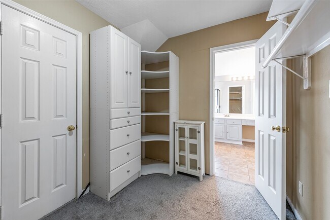 Building Photo - 3306 Autumn Forest Dr
