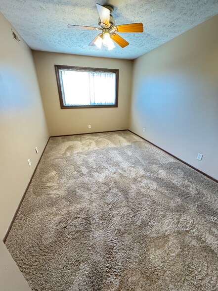 Building Photo - 1800 Knox St