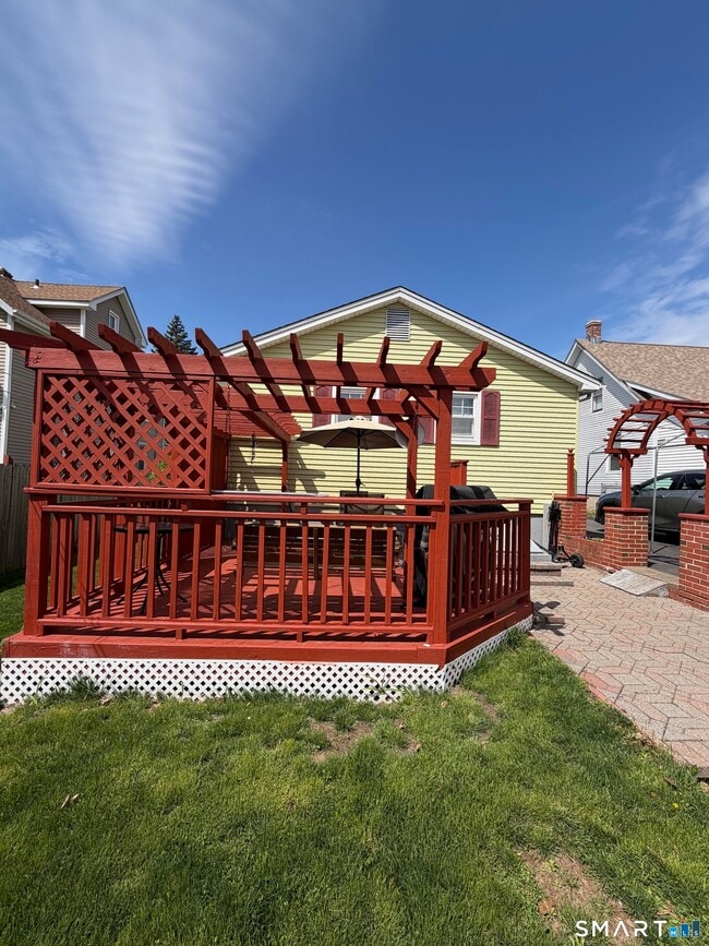 Building Photo - 23 Magnolia St