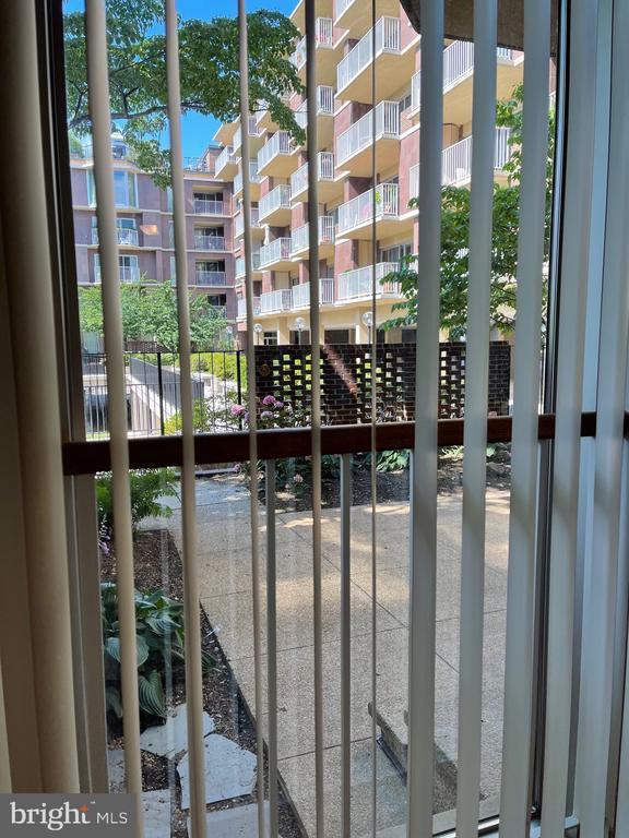 Building Photo - 520 N St SW