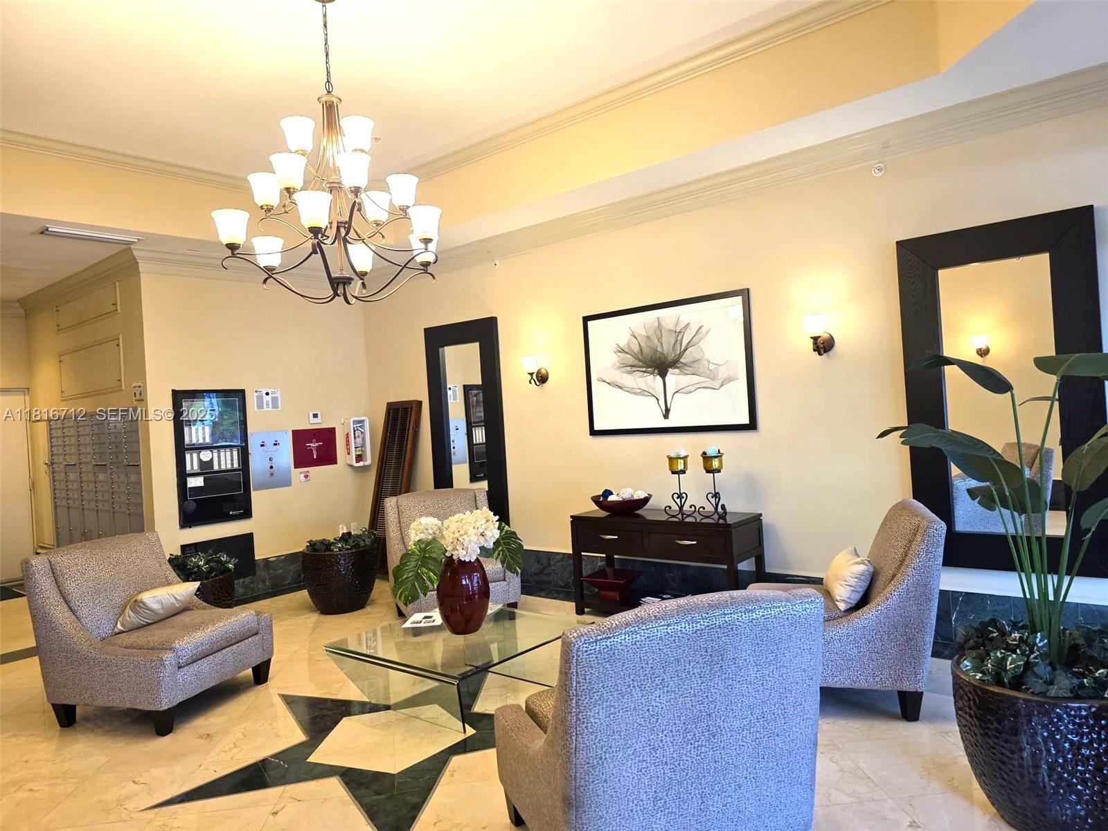 Building Photo - 2701 SW 3rd Ave