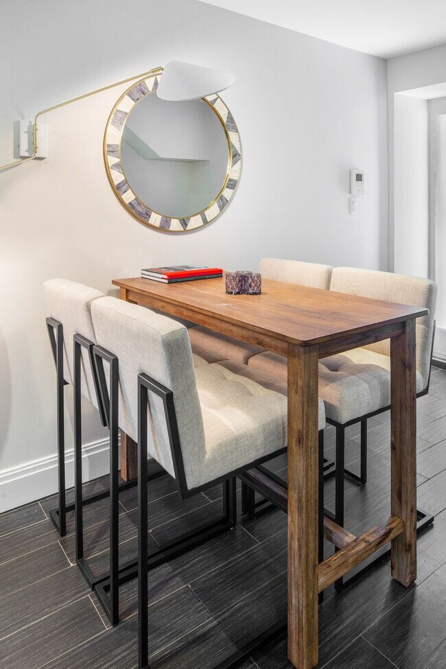 Building Photo - 30 NY-25