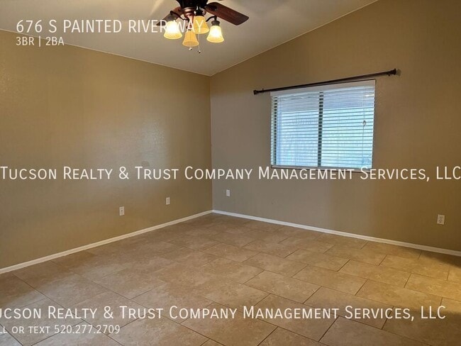 Building Photo - 676 S Painted River Way