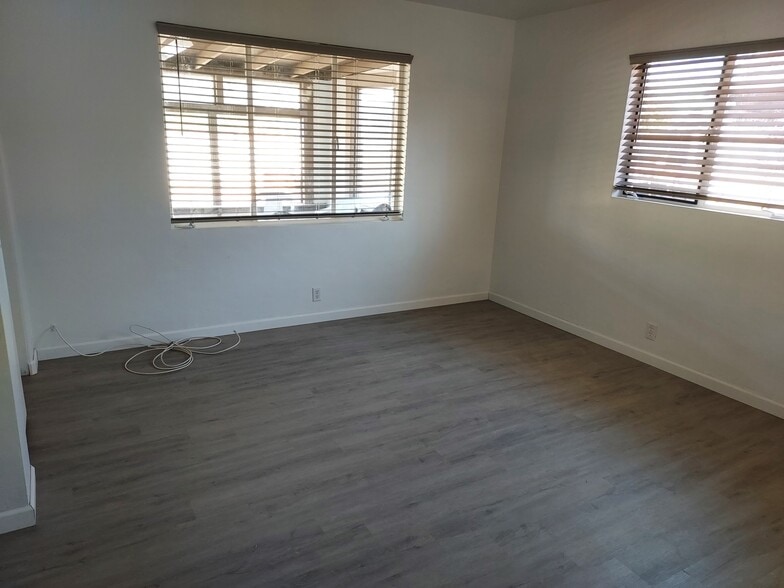 Master Bedroom - 5917 E 4th St