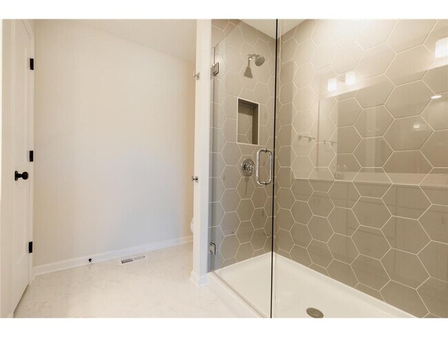 Building Photo - 10226 Arrowwood Path