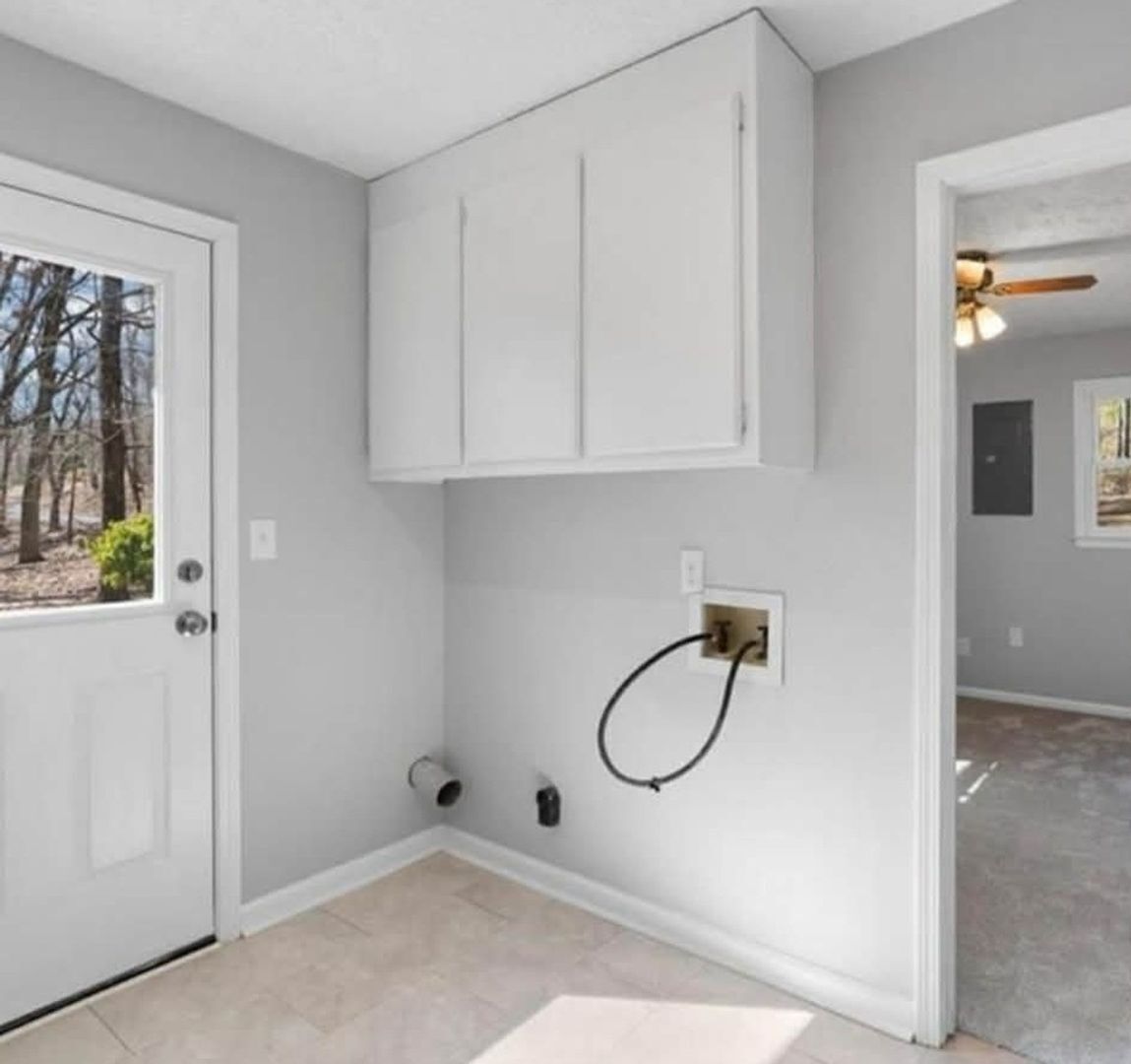 Building Photo - 11 Ridgeview Dr SE