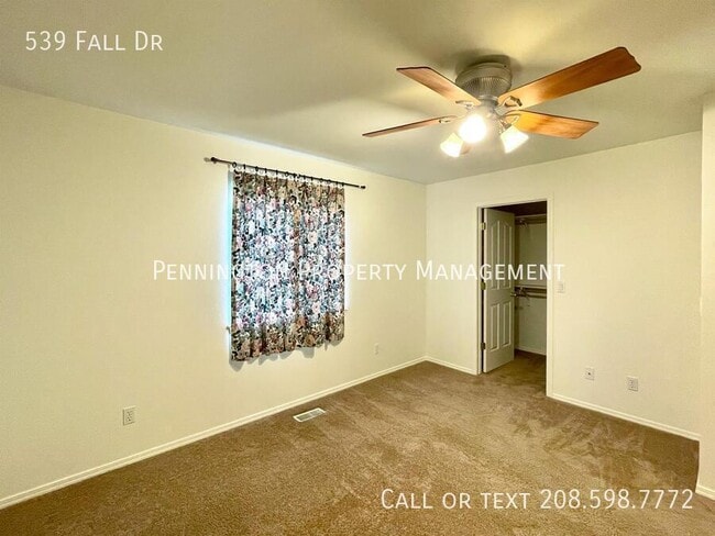 Building Photo - 539 Fall Dr