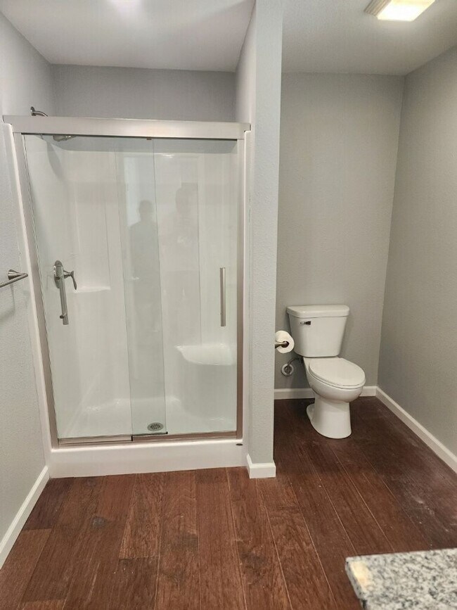 Building Photo - Very Nice 3 Bedroom home in great location!