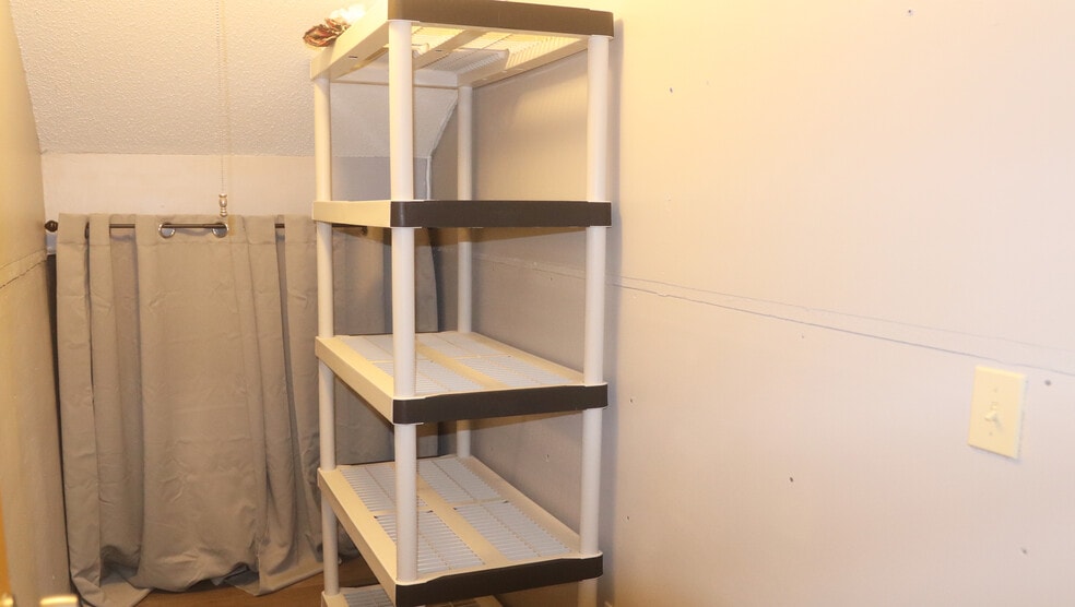 Extra Large Storage Closet - 6380 7th St NE