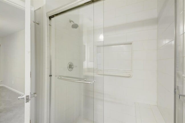 Building Photo - 8504 Mesa Dr