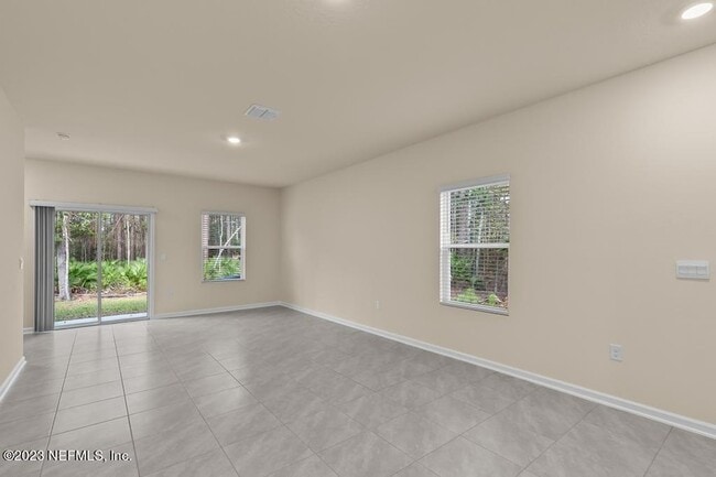 Building Photo - 279 Talulla Trl