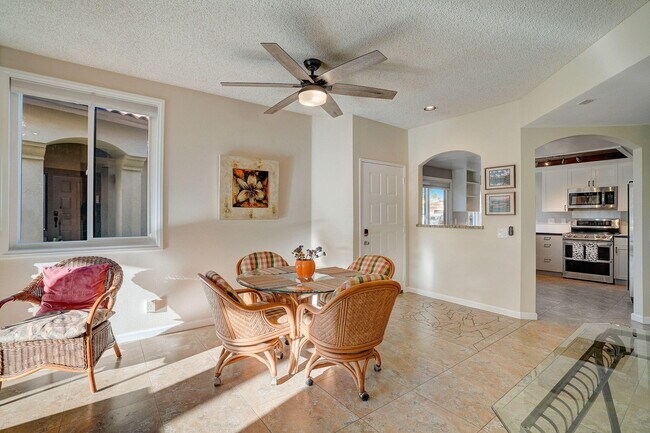 Building Photo - 55429 Tanglewood