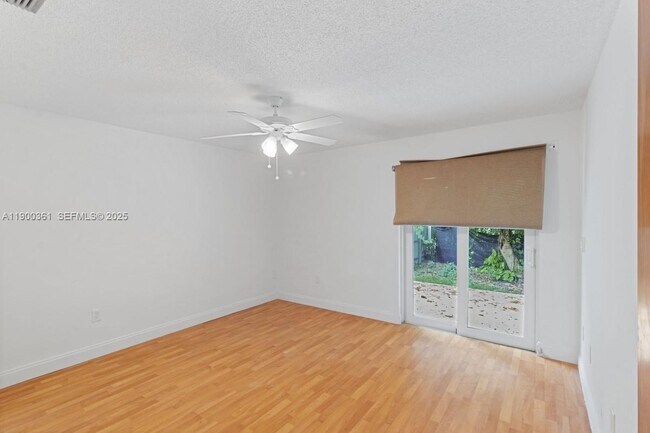 Building Photo - 9617 SW 144th Pl