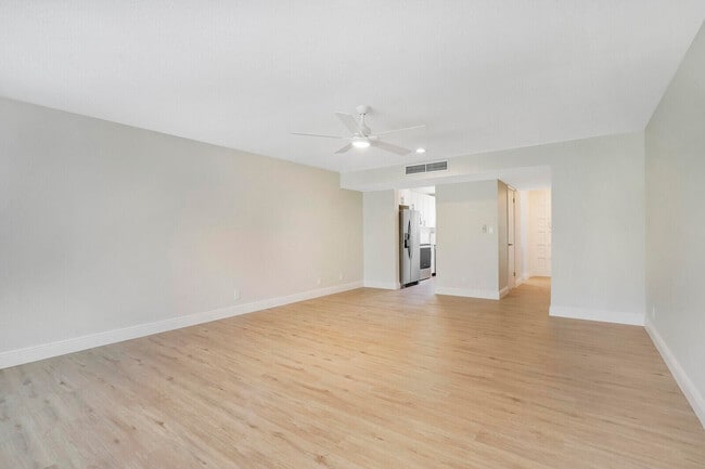 Building Photo - 4373 Trevi Ct