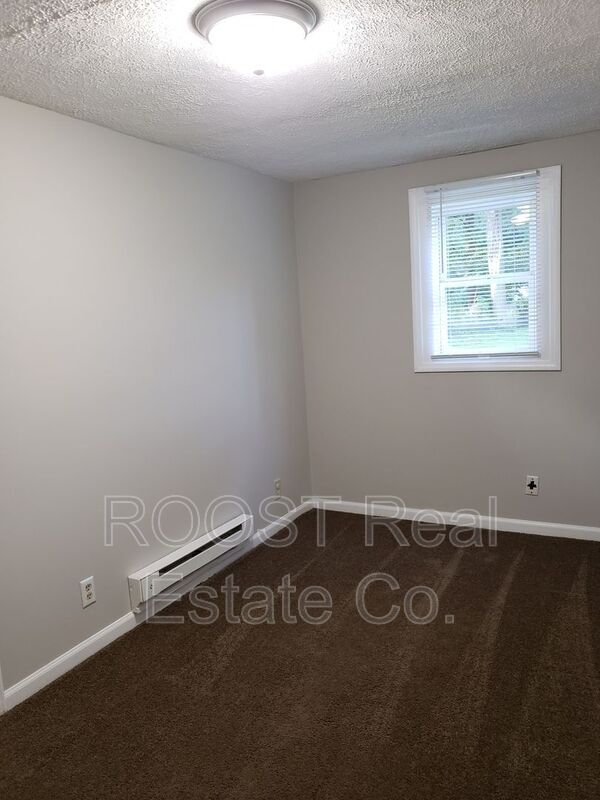Building Photo - 1195 Faber Ave