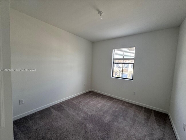 Building Photo - 11920 SW 244 Ln