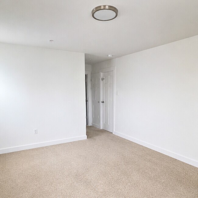 Building Photo - 1206 Marsalis Pl