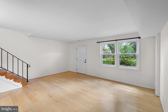 Building Photo - 623 Bywater Rd