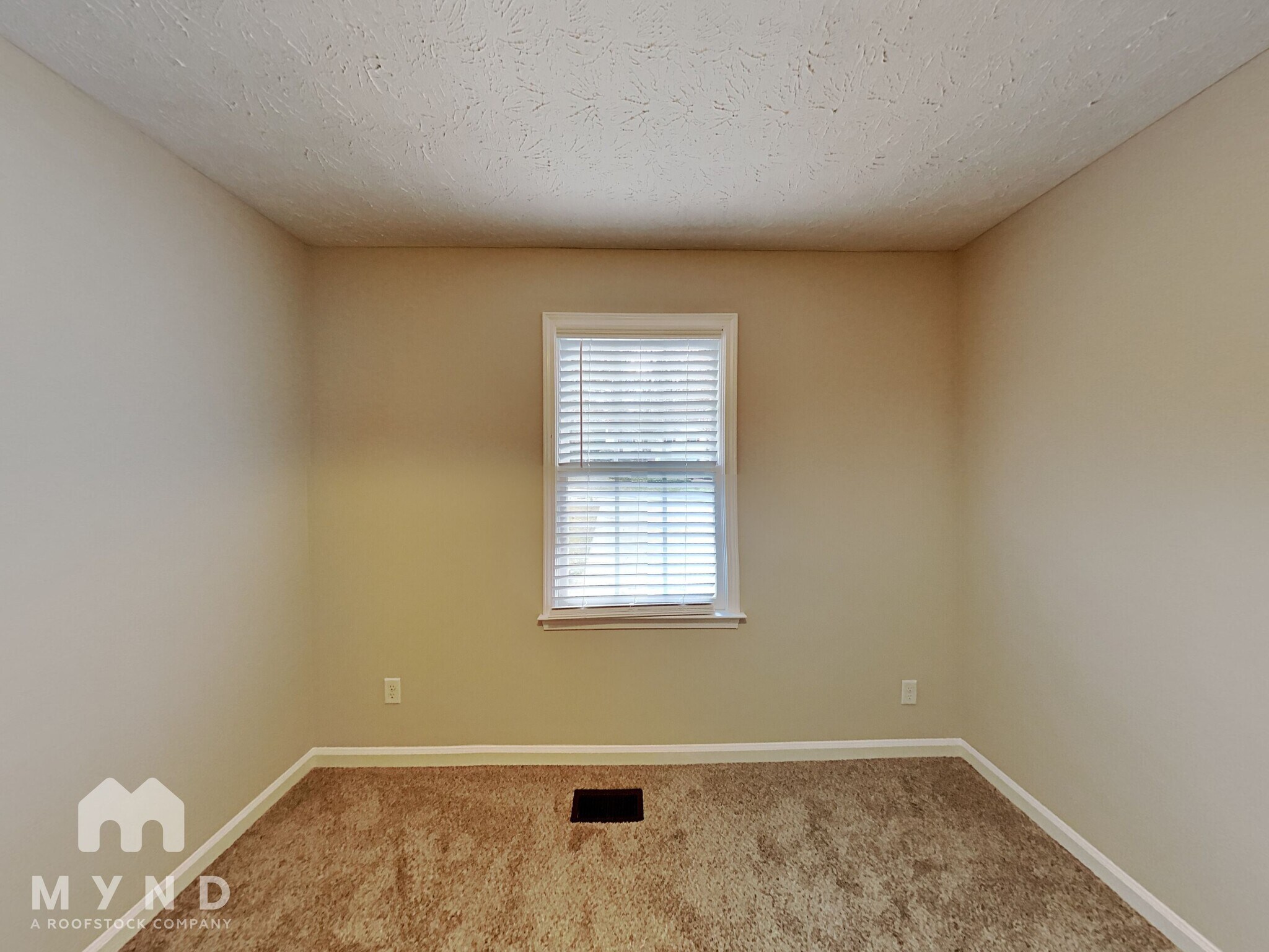 Building Photo - 487 Dillon Dr