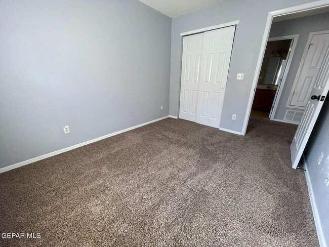 Building Photo - 3952 Tierra Venado Dr