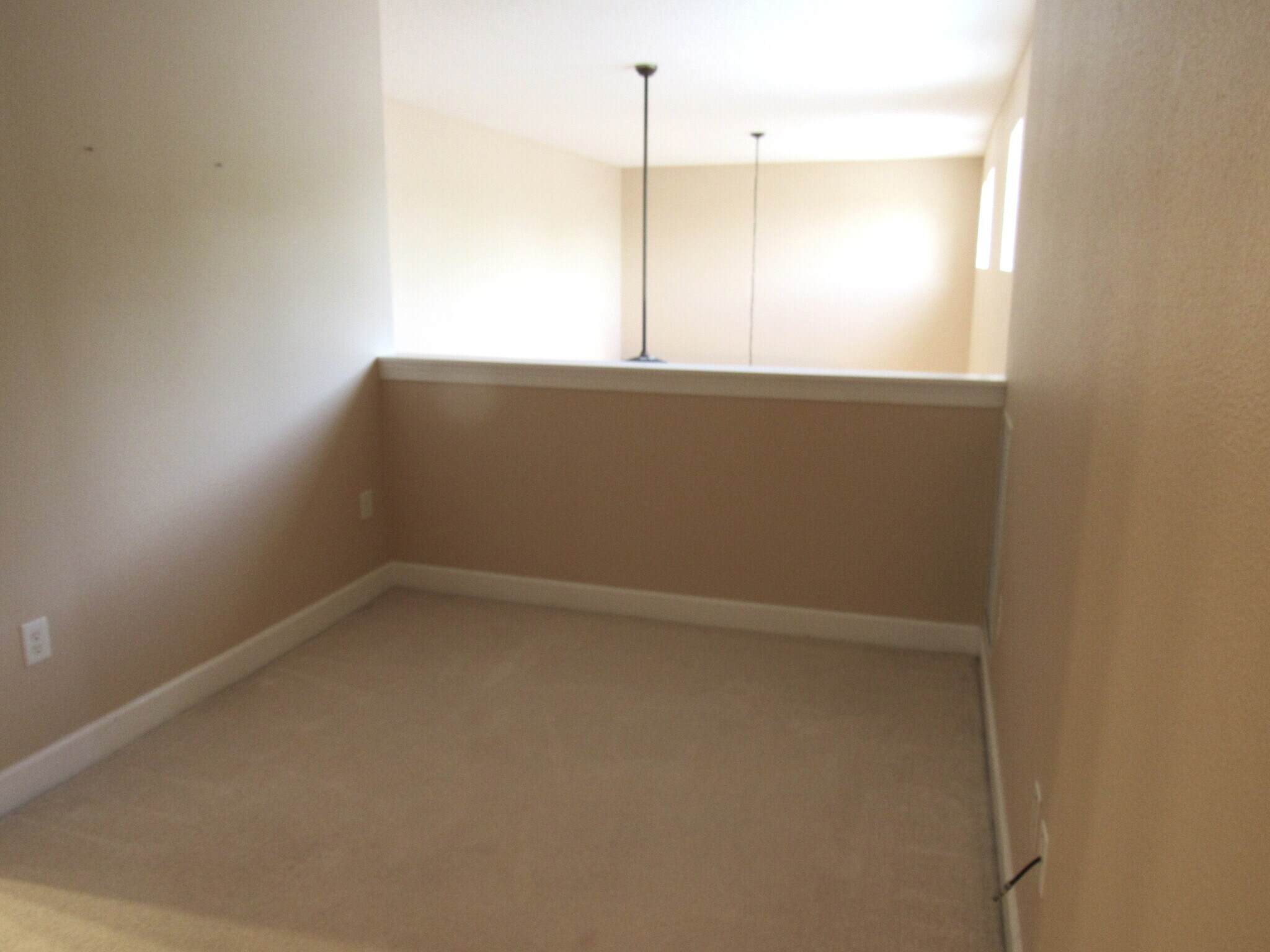 loft - 3435 Torre Blvd