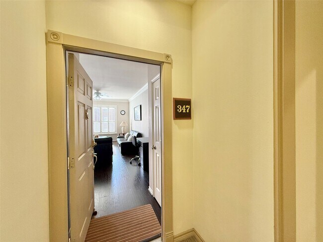 Building Photo - 2400 McCue Rd