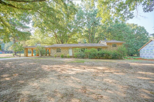Primary Photo - 246 Acorn Acres Rd