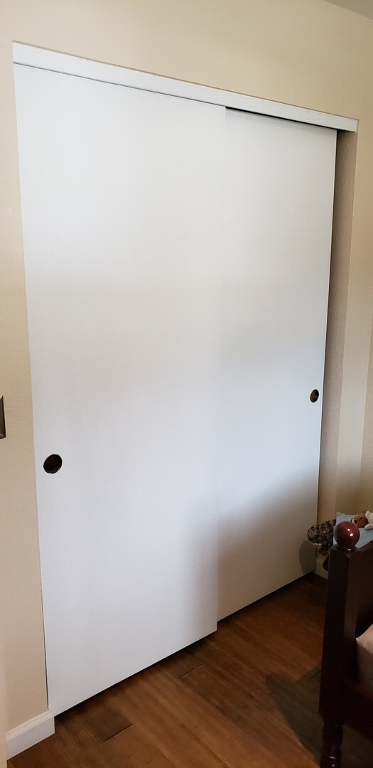 Building Photo - Excellent 3 Bed/2.5 Bath Mountain Shadows Town-home / Water Included, Co-Signor OK, Pets Considered