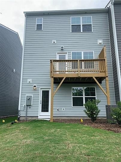 Building Photo - 609 Tova Fls Dr