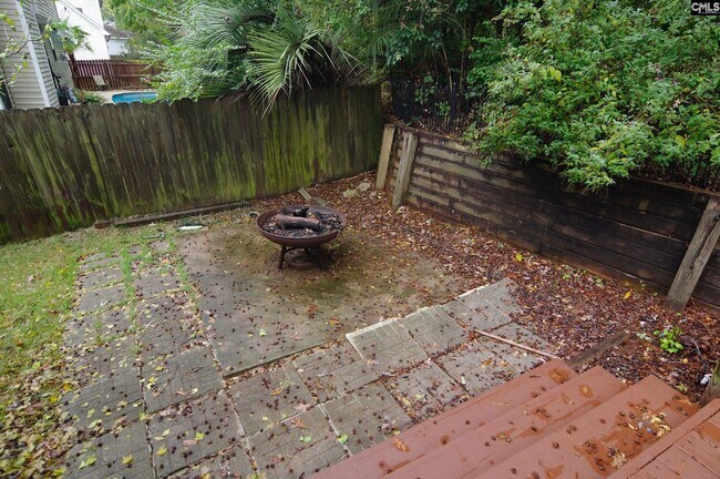 Building Photo - 156 Hunters Trail