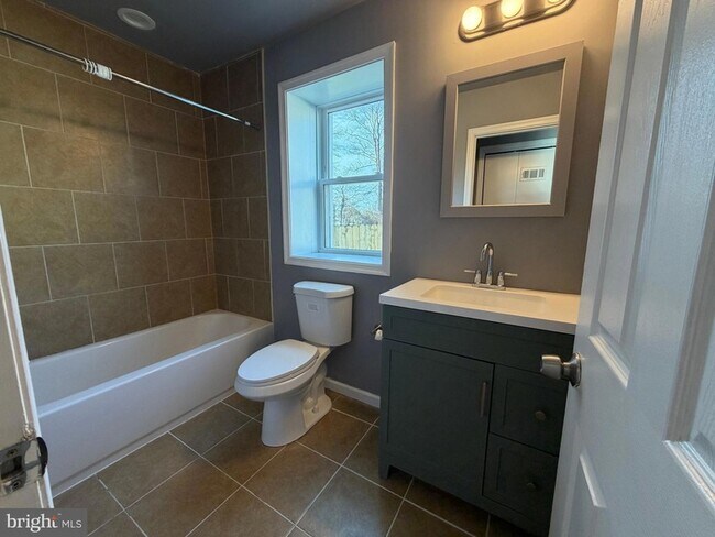 Building Photo - 5517 Schumacher Dr