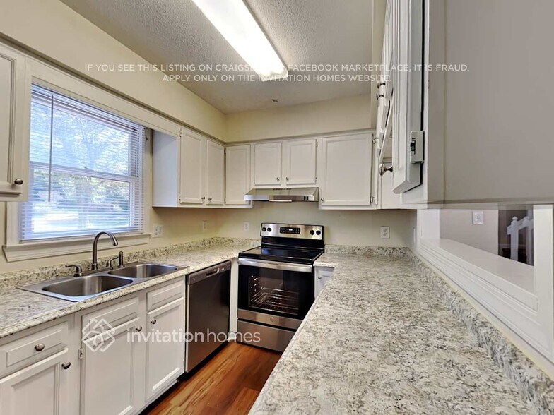 Building Photo - 3601 Ladywood Ct