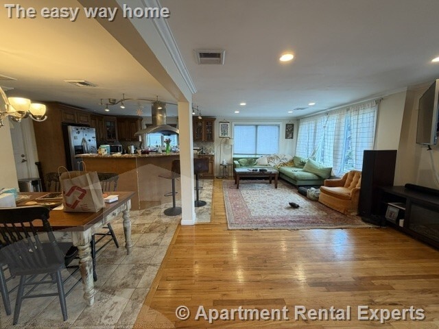 Building Photo - 167-169 Summer St Unit #1
