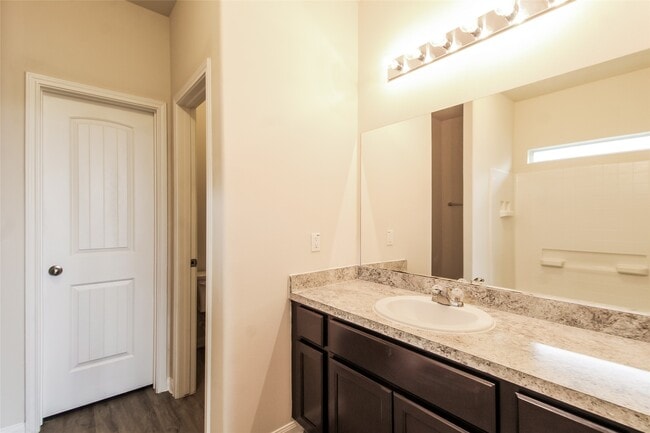 Building Photo - 9 Lavida Ct