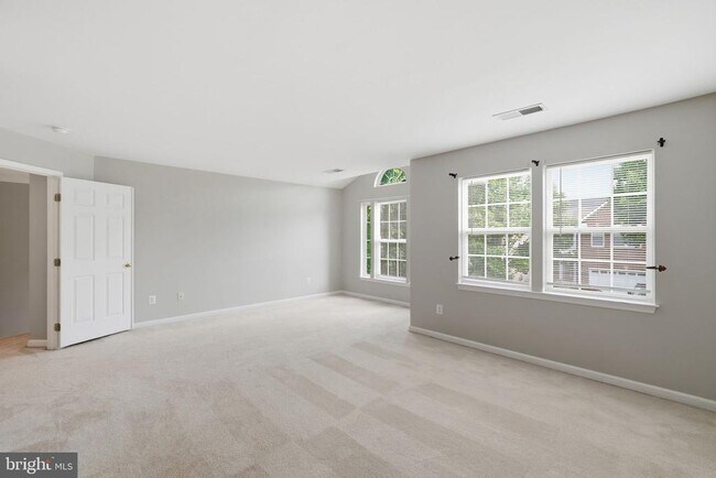 Building Photo - 6008 Preswell Ct