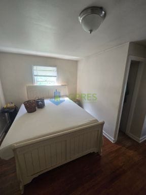 Building Photo - Spacious 2-story house 4-Bedroom house