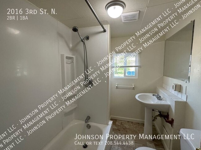 Building Photo - 2016 3rd St N