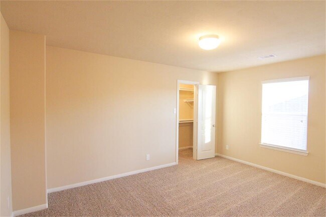 Building Photo - 8118 Malago Point Dr