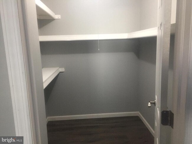 Building Photo - 1609 Woodhollow Dr