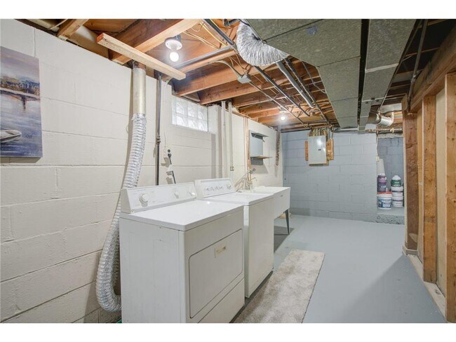 Building Photo - 5318 Kentucky Ave N