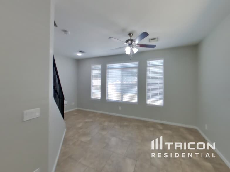 Building Photo - 10321 W Monterosa Ave