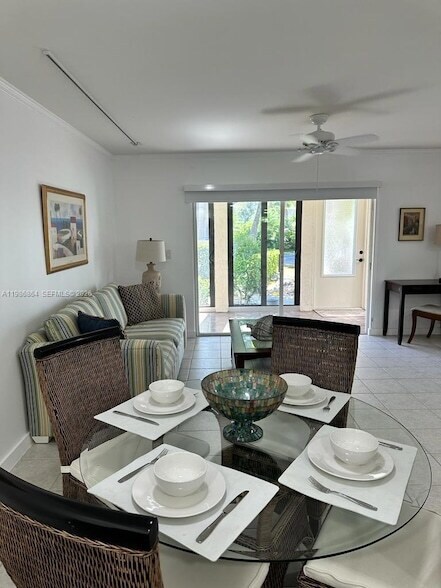 Building Photo - 4150 Jimmy Buffett Mem Hwy