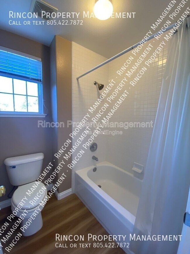 Building Photo - 2870 Evesham Ave