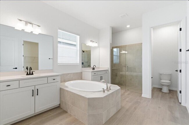 Building Photo - 5522 Lightning Whelk Ln