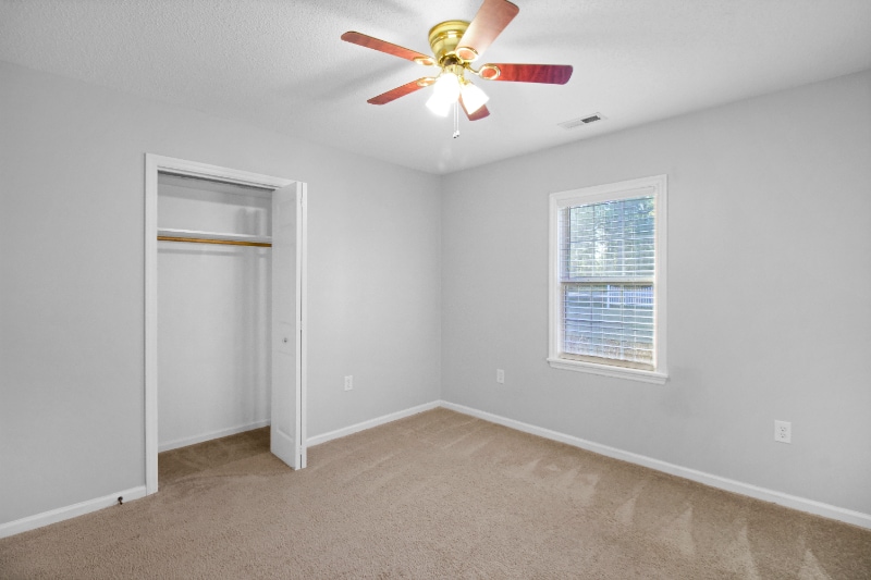 Building Photo - 405 NC-172